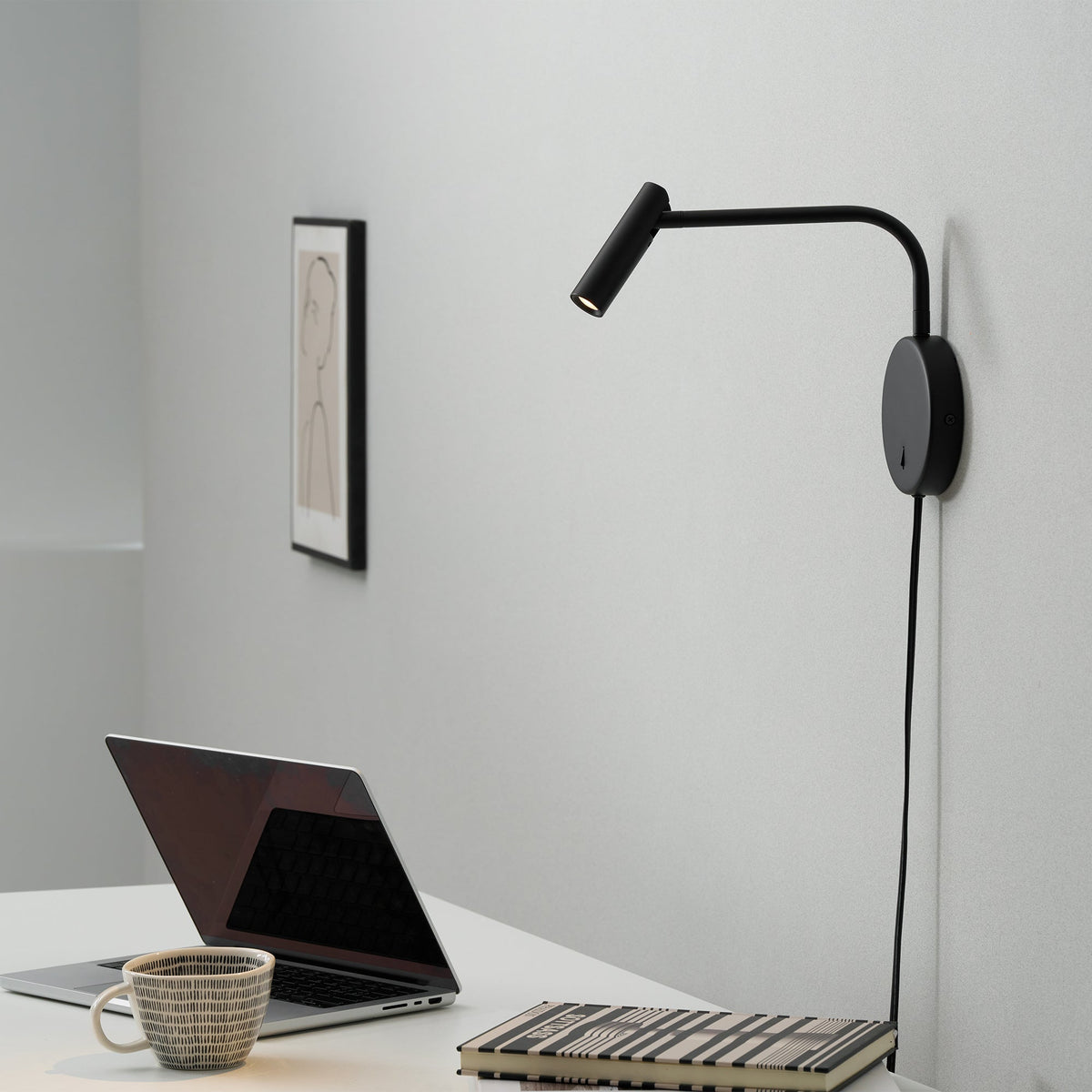 Minimalist Disc Plug-in Wall Sconce