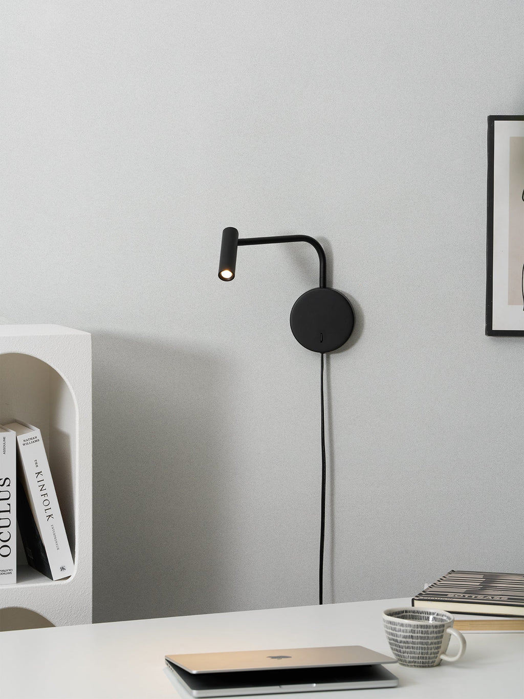 Minimalist Disc Plug-in Wall Sconce